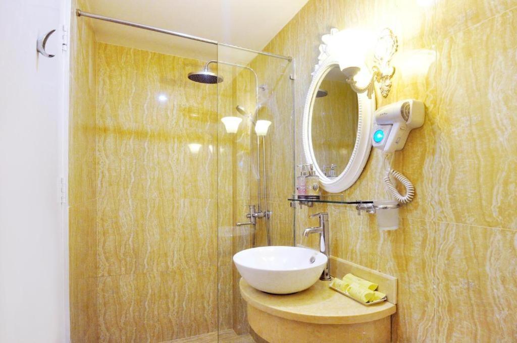 A25 Hotel - 255 Le Thanh Ton Хошимин Екстериор снимка